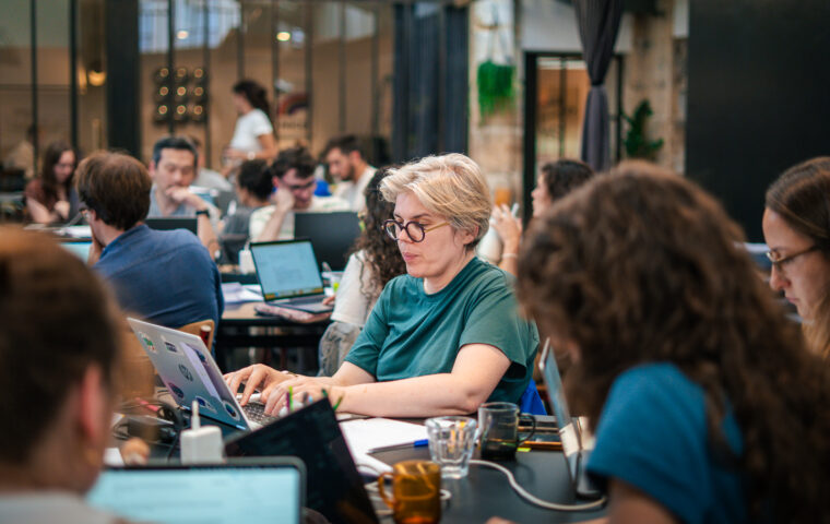 Comment pérenniser son activité de designer indépendant en 2026 ?