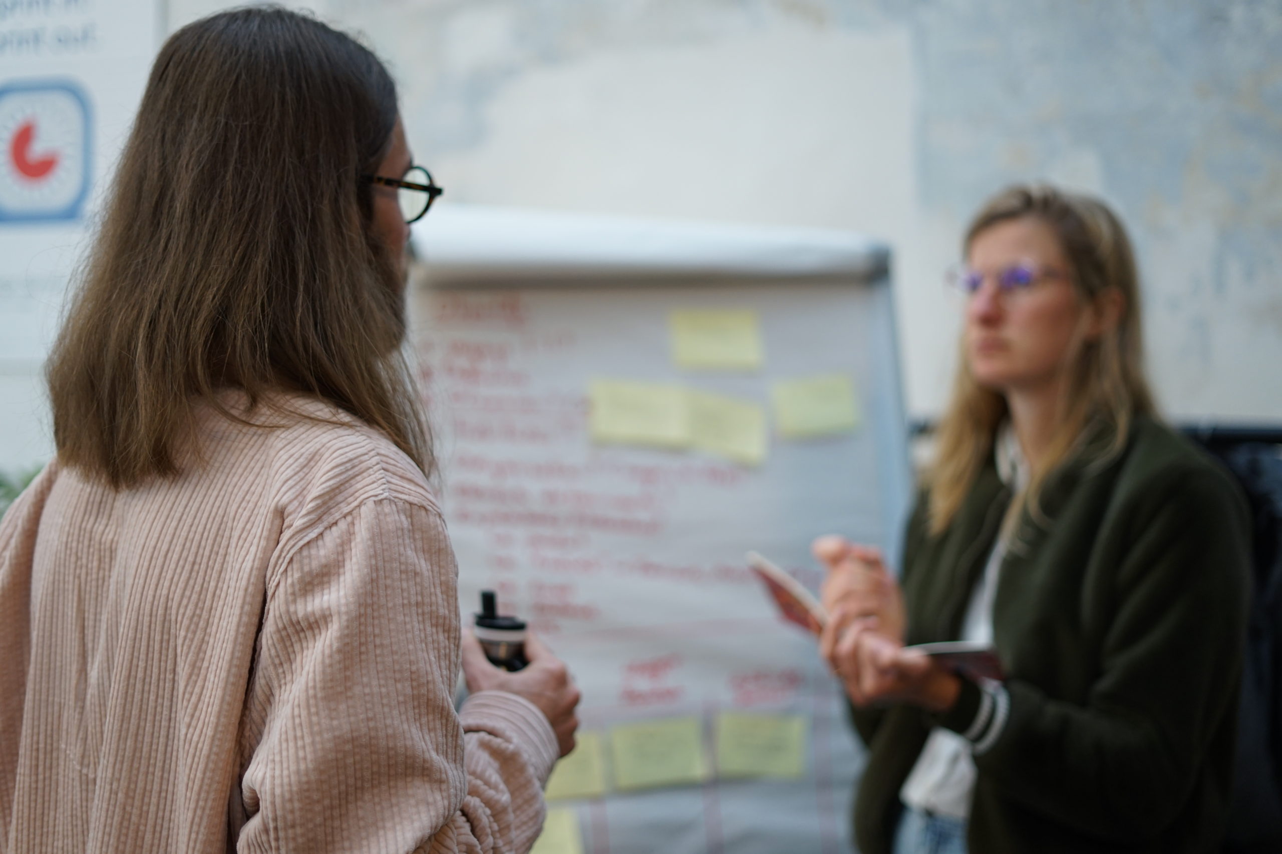 Photographie prise lors d'un atelier de notre formation UX Design dédié aux tests utilisateurs